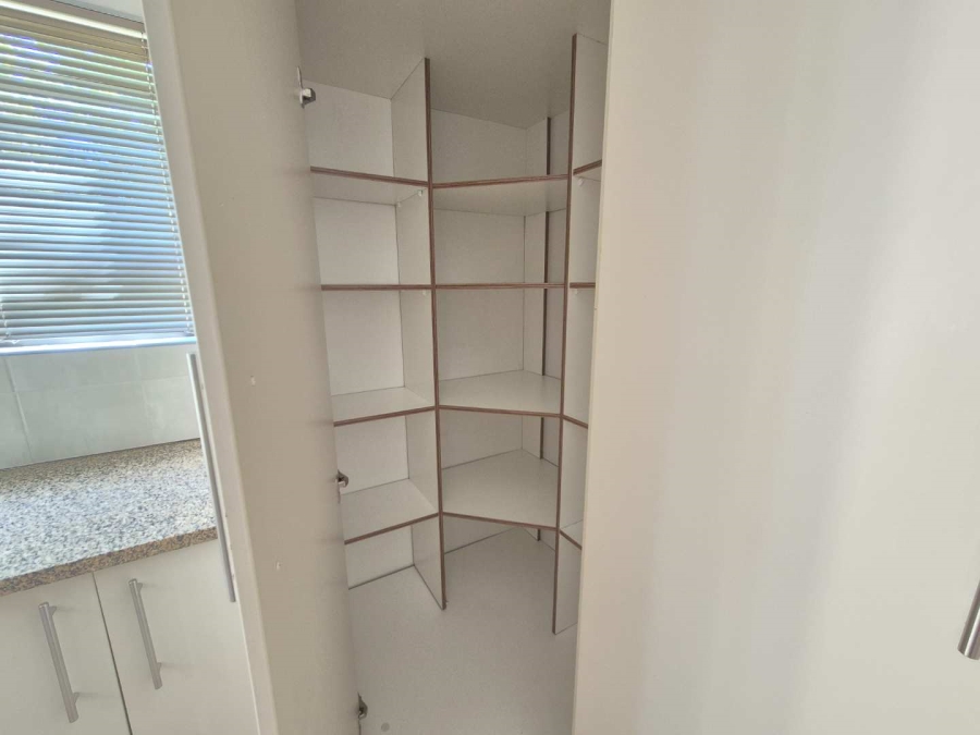 4 Bedroom Property for Sale in Heuwelsig Free State